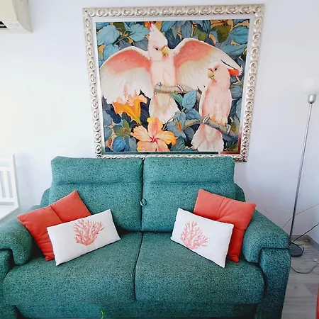 Apartment Beautiful 1 Bedroom, Carihuela *